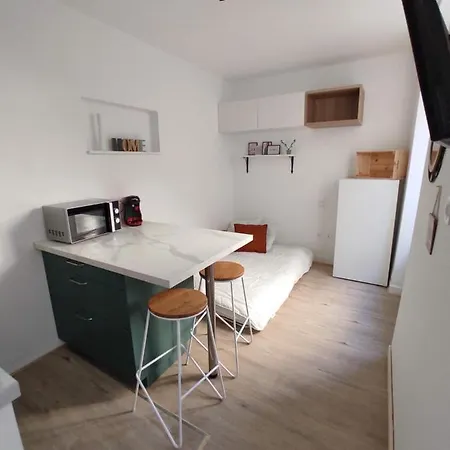 Studio Calme Avec Cour En Centre Ville Appartamento Carcassonne